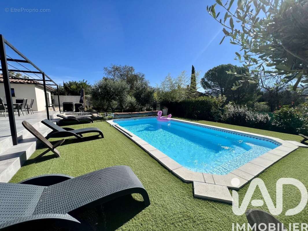 Photo 2 - Maison à SAINT-ZACHARIE