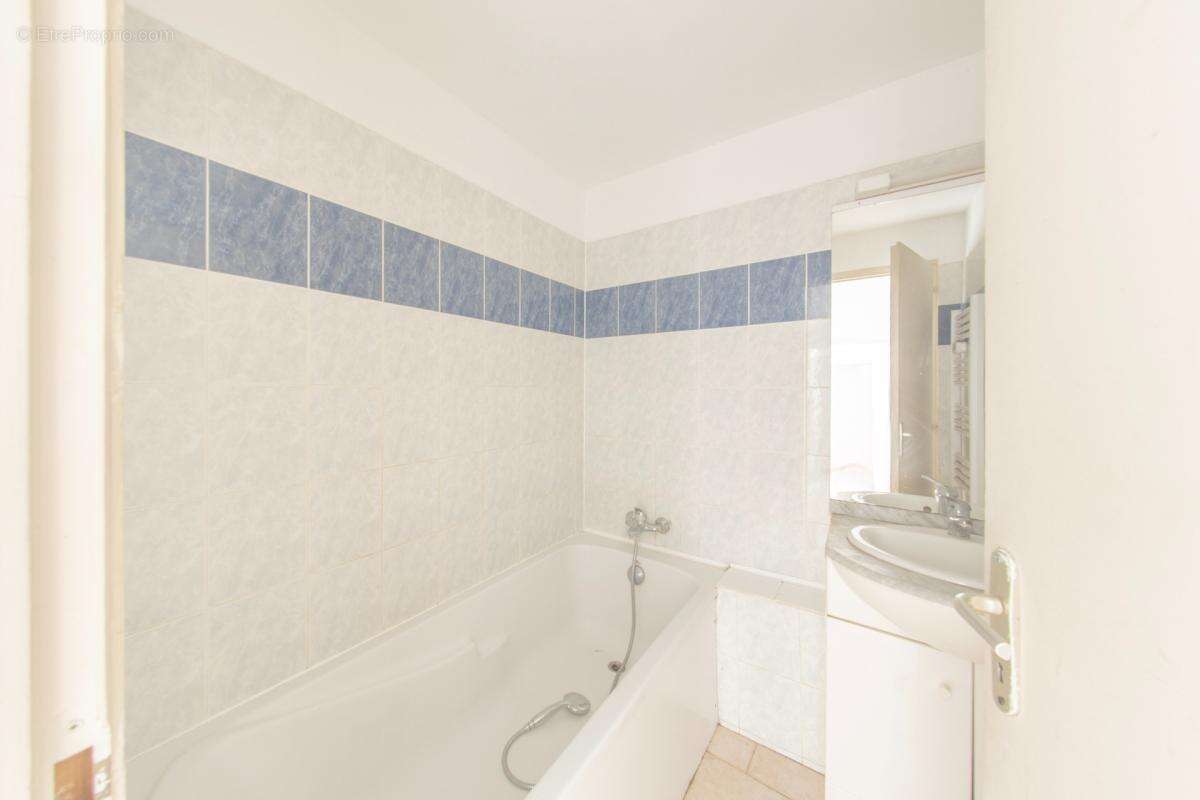 Clermont-l’hérault (34800) – appartement 3 pièces – 2 chambres – séjour 25m² – exposition ouest – dpe b - photo 9
