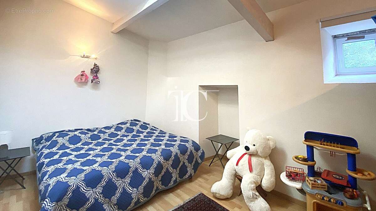 Maison à ALLEGRE-LES-FUMADES