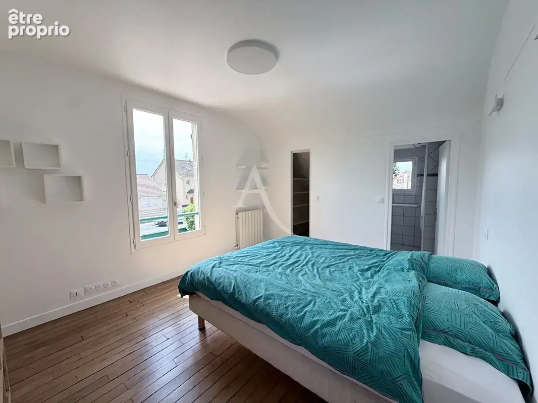À vendre - Chelles : maison de caractère où l'ancien rencontre le contemporain - photo 7