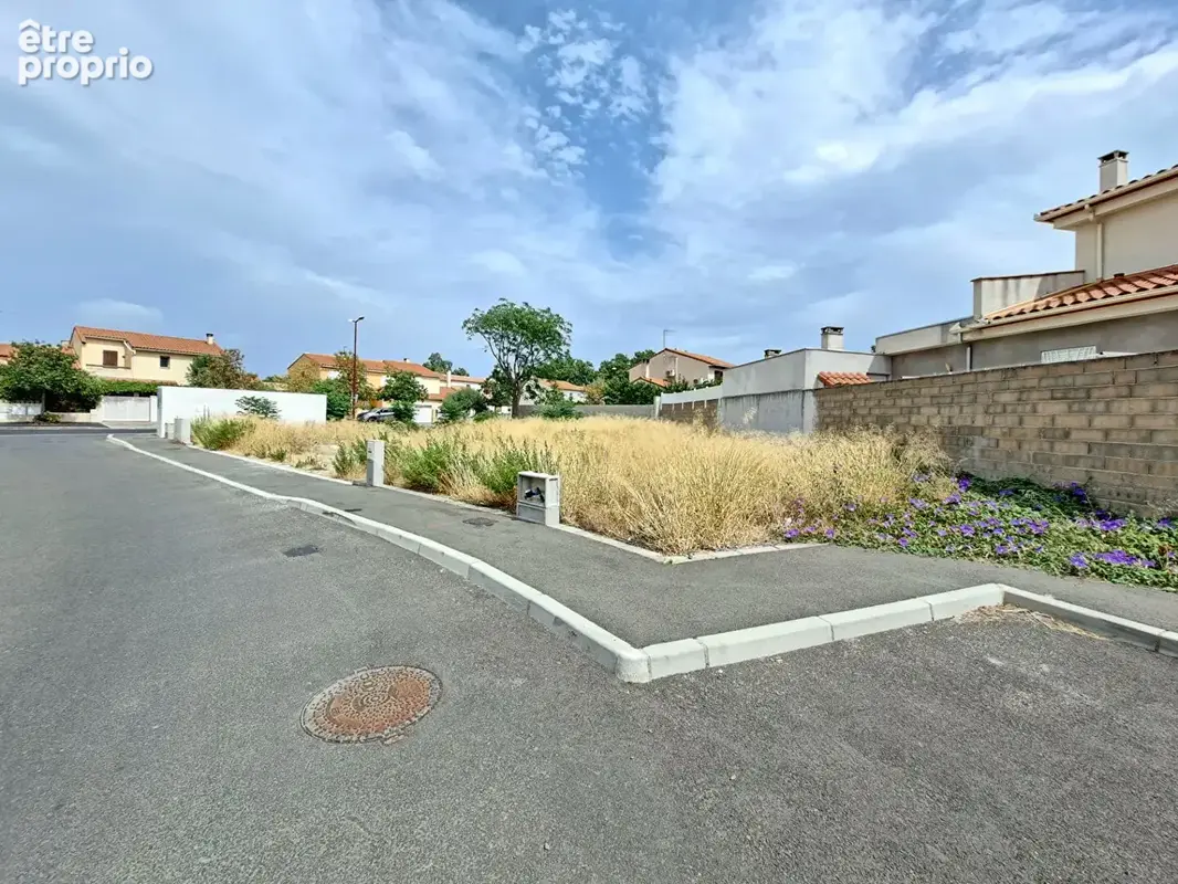 Perpignan Terrain constructible 3 faces de 327m2 - photo 2