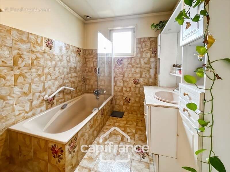 Maison à CHAMPIGNY-SUR-MARNE