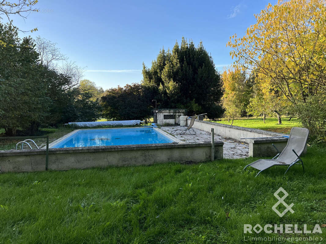 Maison à SAINT-DIZANT-DU-GUA