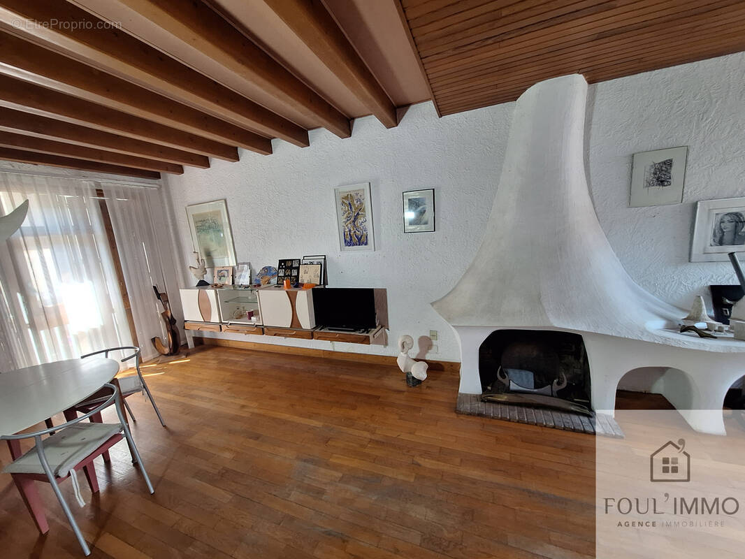 Maison à LAYRAC