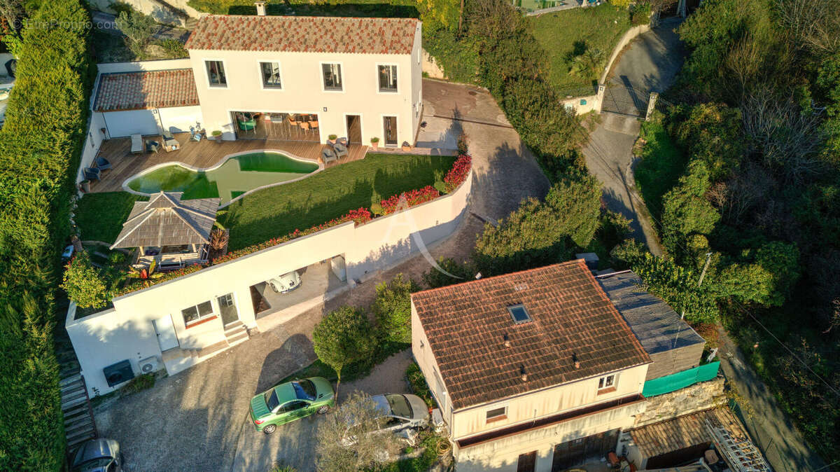 Maison à AURIBEAU-SUR-SIAGNE