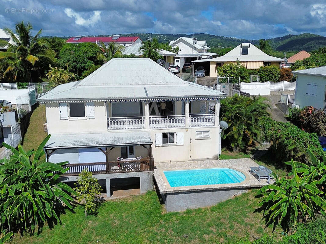 Maison à SAINTE-LUCE