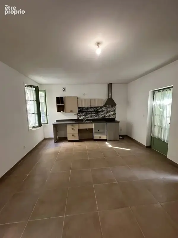 Appartement à BEAUCAIRE