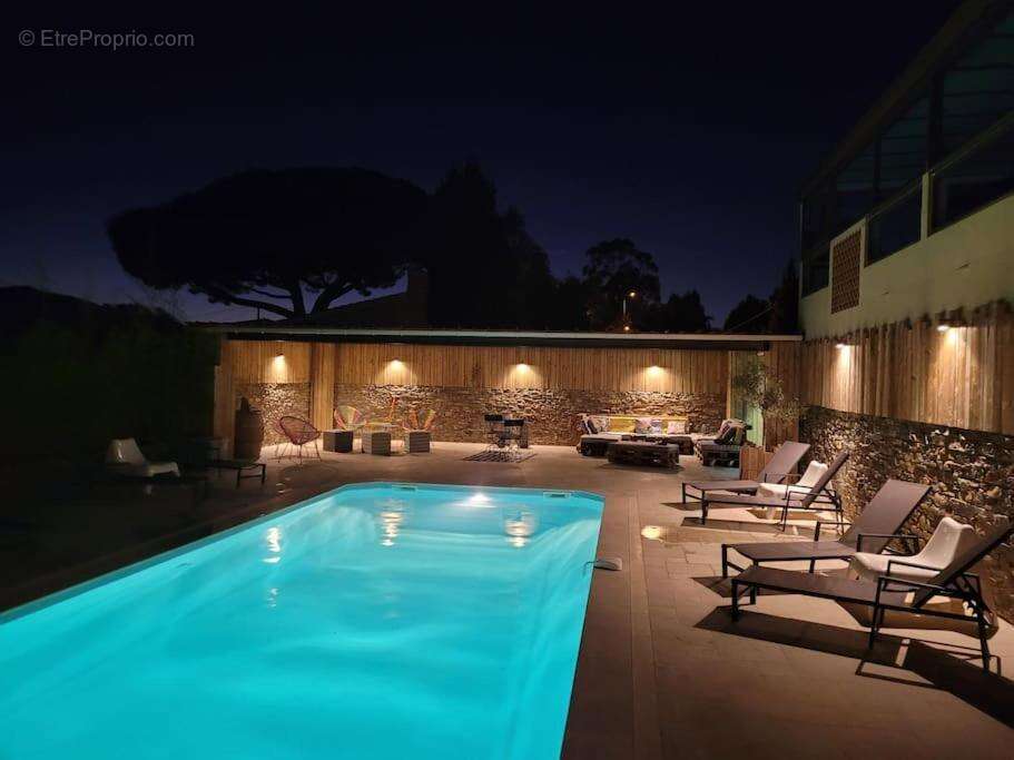 Appartement à BORMES-LES-MIMOSAS