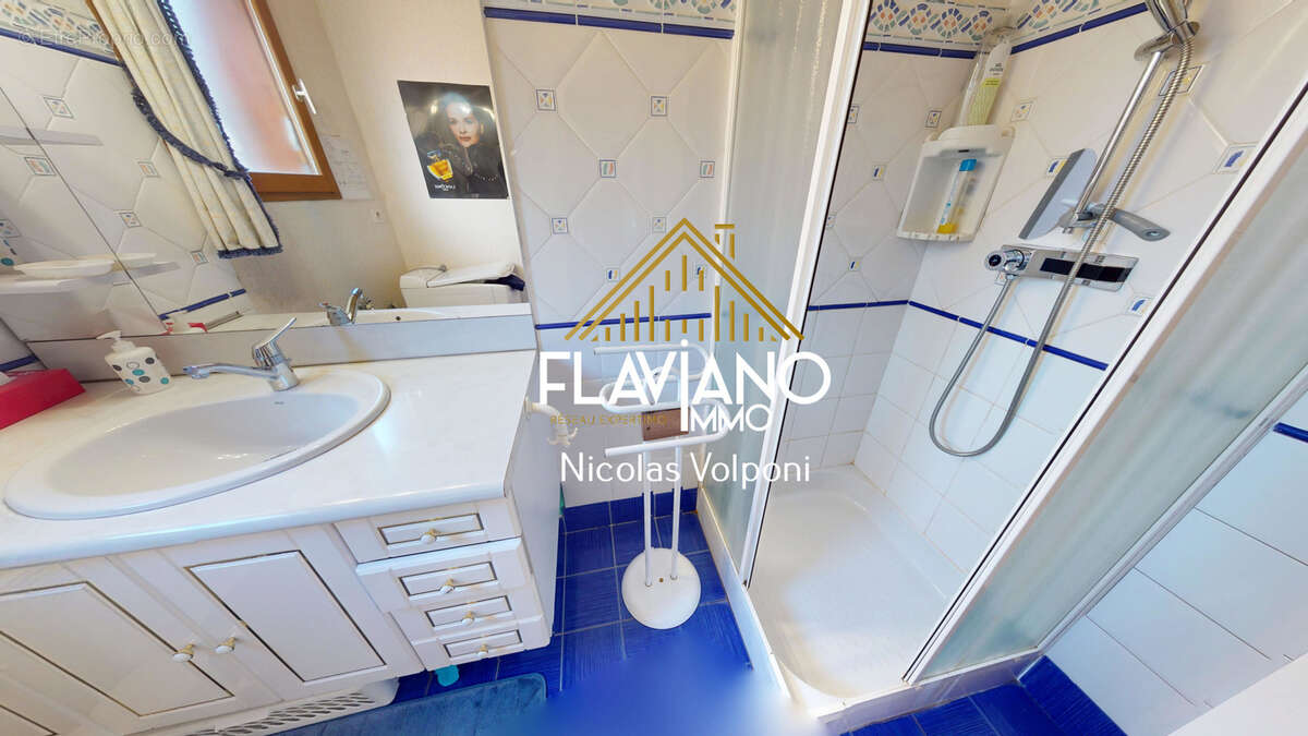 Appartement à LES THUILES