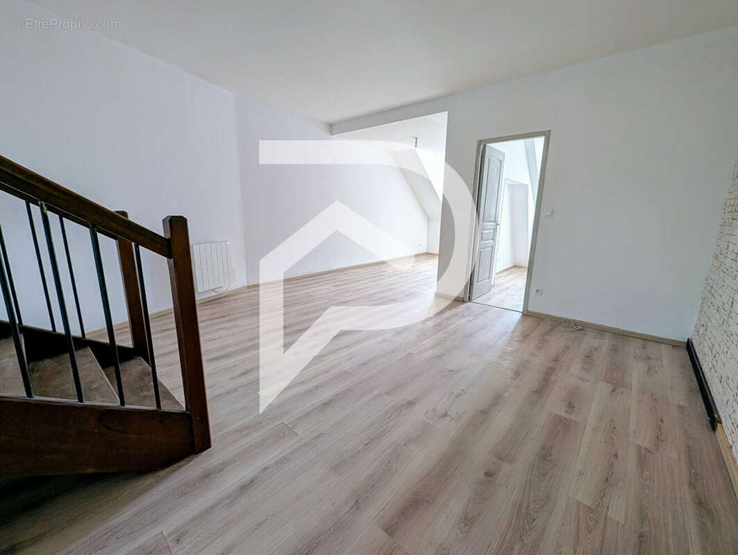Appartement à MERU