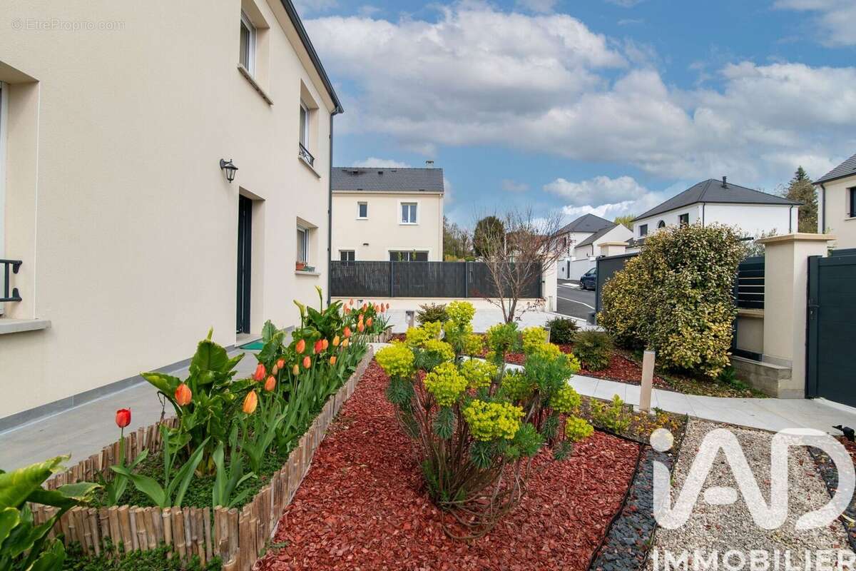 Photo 4 - Maison à CONDE-SAINTE-LIBIAIRE