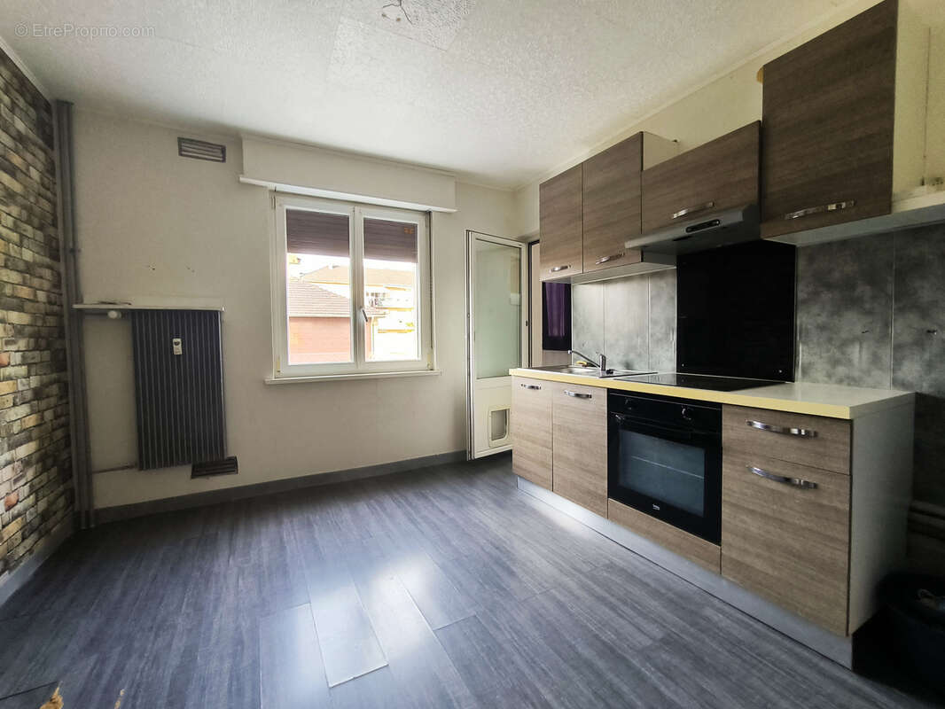 F3 avec balcon et cave   Idéal premier achat ou investissement ! - photo 2