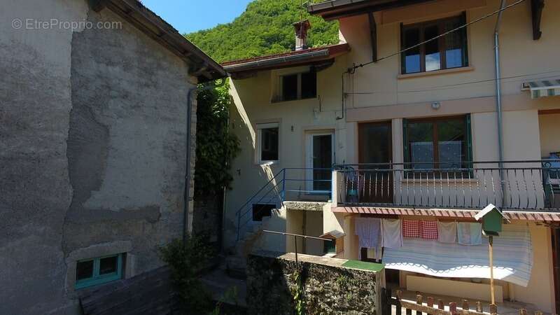 Dpt Ain (01), à vendre CHALEY maison P3 de 52 m² avec terrain non attenant de 351 m² - photo 9