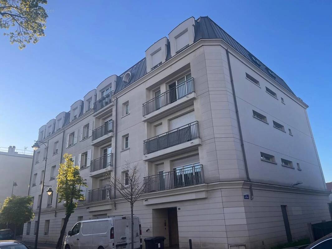 Appartement à MAISONS-ALFORT