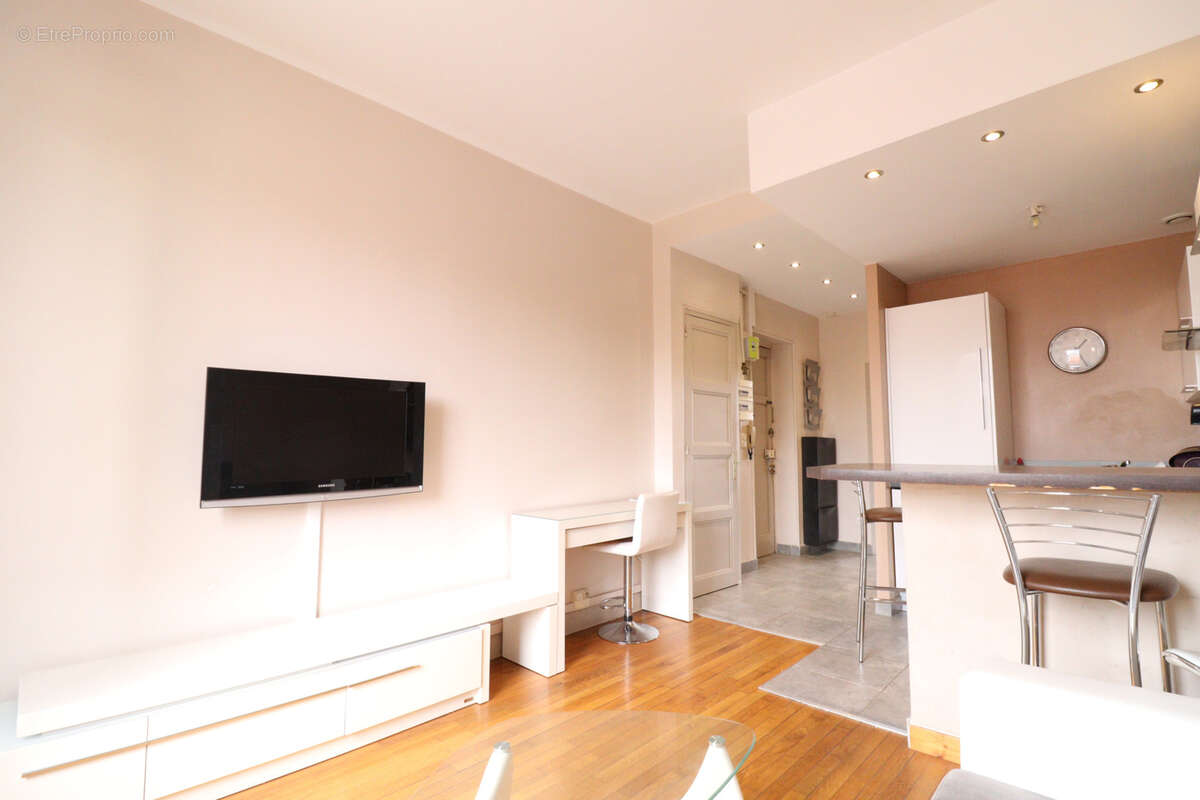 Appartement à LYON-8E