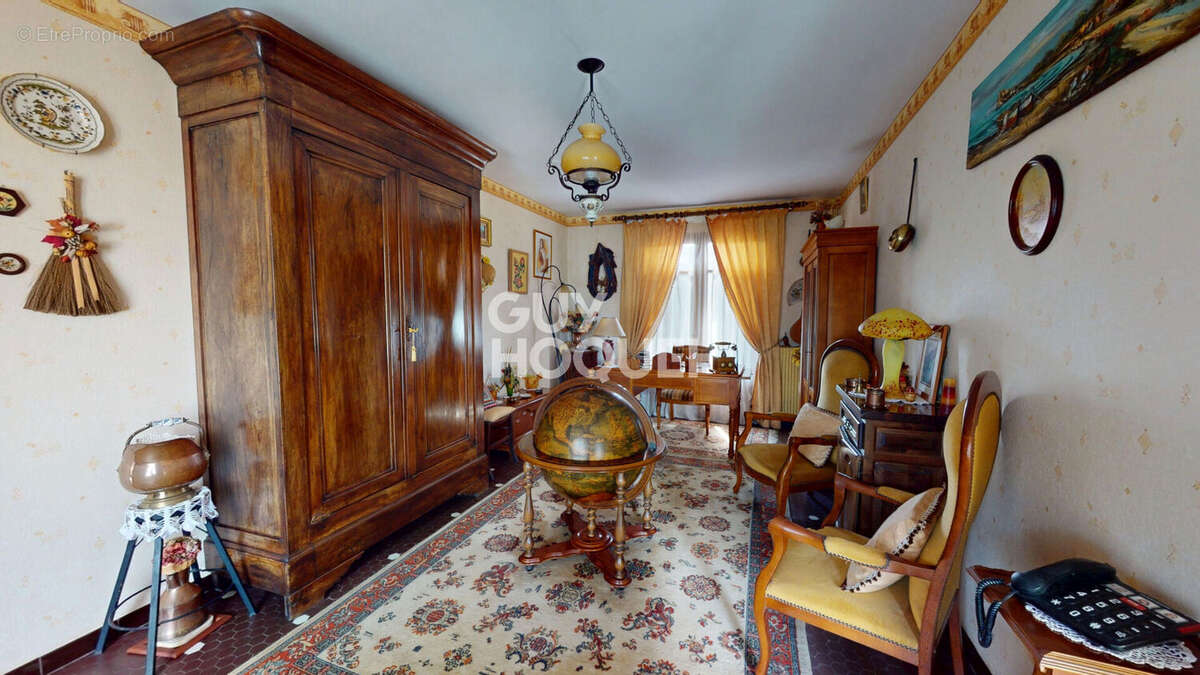 Maison à PORTETS