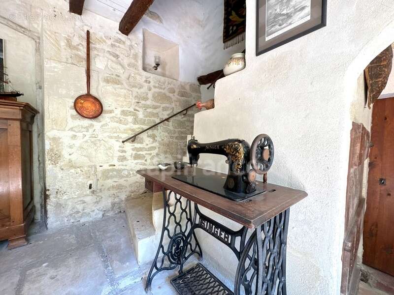 Maison à MEYNES
