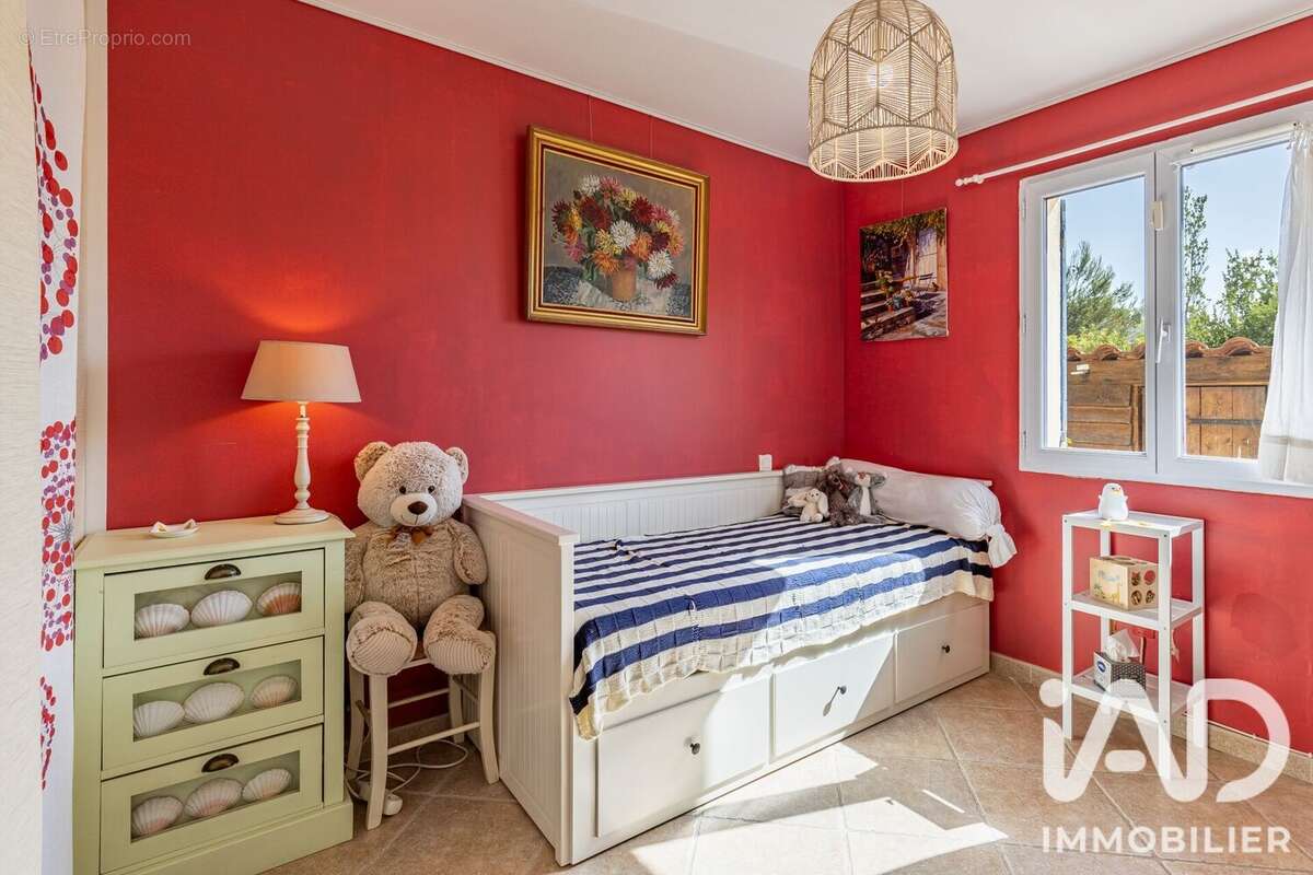 Maison 112 m² à Marseille-16e  - photo 8