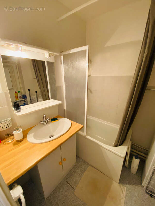 Appartement à SAINT-CYR-SUR-MER