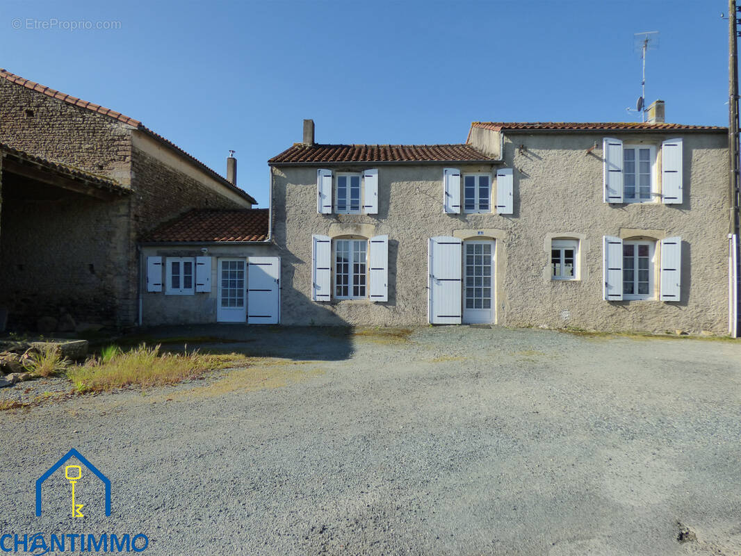 Maison à CHANTONNAY