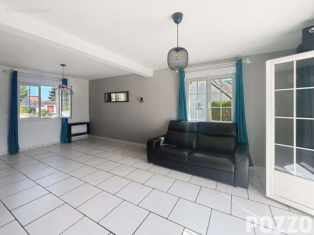 À vendre ! Belle maison familiale 5 chambres à Démouville - photo 12