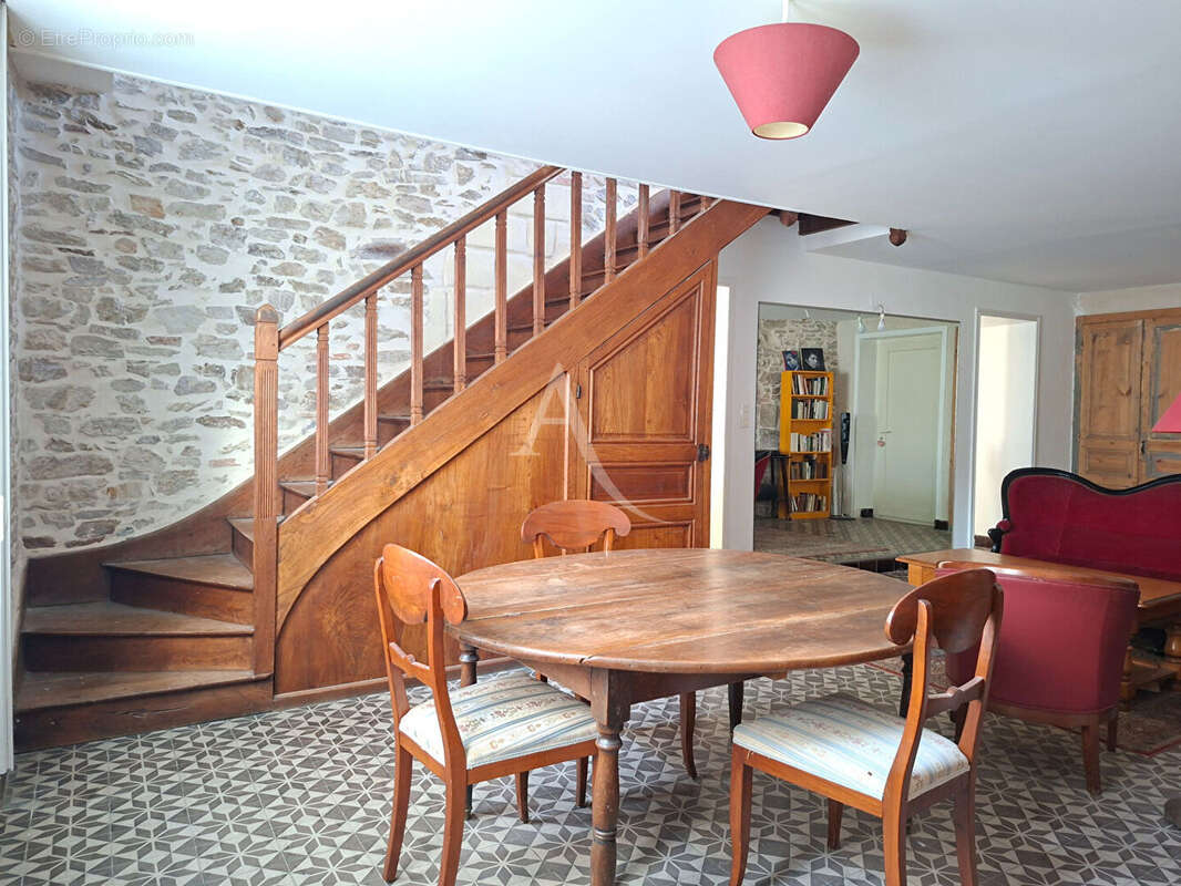 Maison 4 chambres - charme de l'ancien - photo 5
