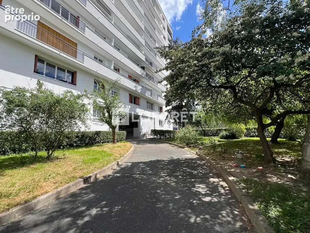 3 pièces lumineux avec balcon, parking et vue dégagée - photo 8
