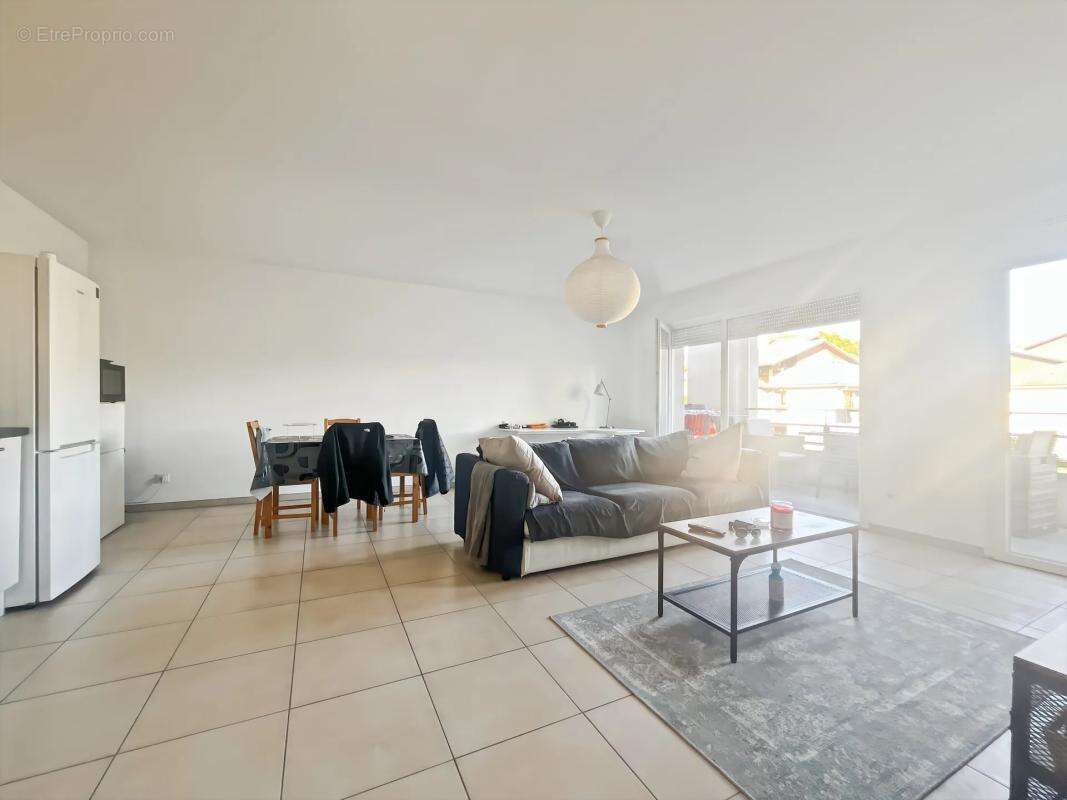 Appartement à PREVESSIN-MOENS