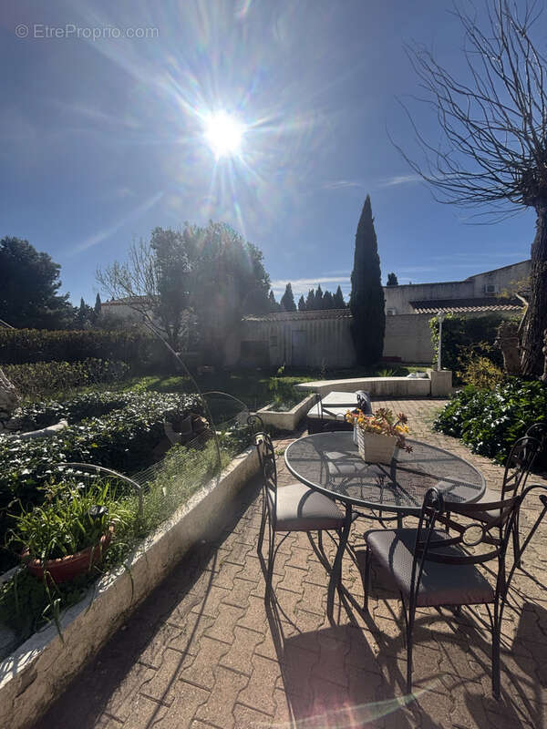 Maison à BELLEGARDE