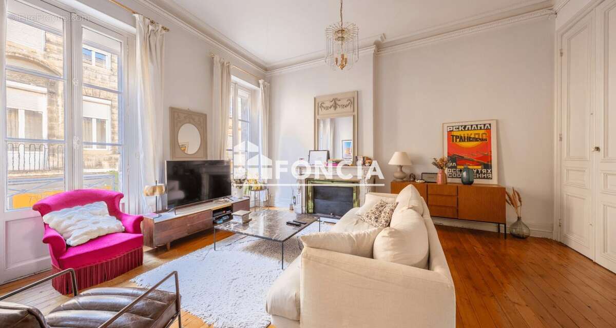 Appartement à BORDEAUX