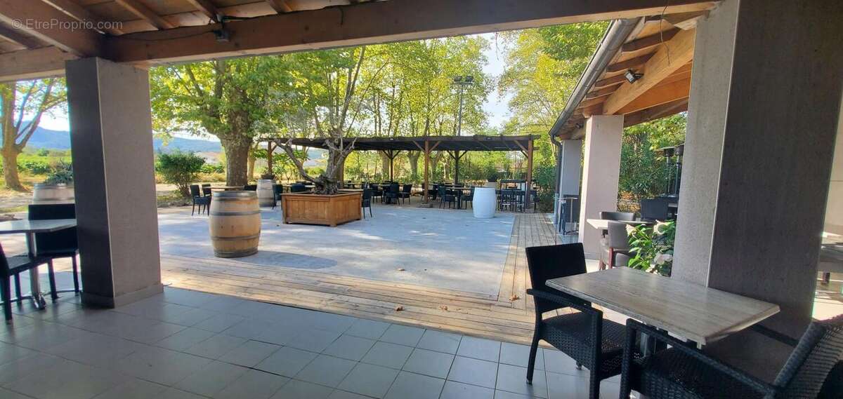 Bar  Restaurant  À Vendre sud Ardèche - photo 10