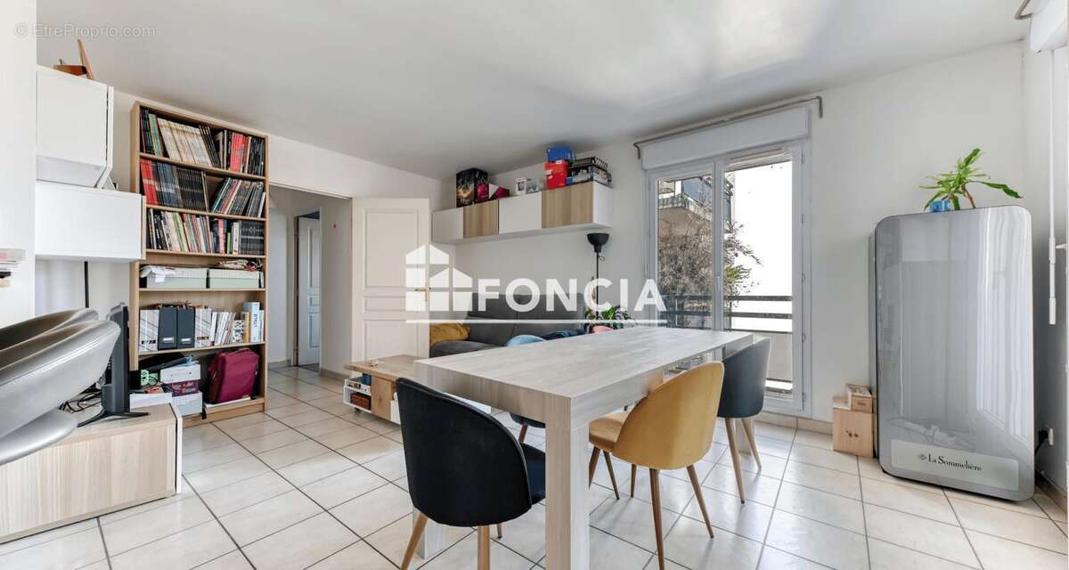 À vendre – T3 de 59 m² avec balcon et garage – Secteur Saxe Gambetta / Place Saint-Louis VENDU LOUÉ – pour investisseur - photo 2