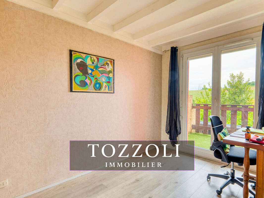 Maison à SAINT-QUENTIN-FALLAVIER