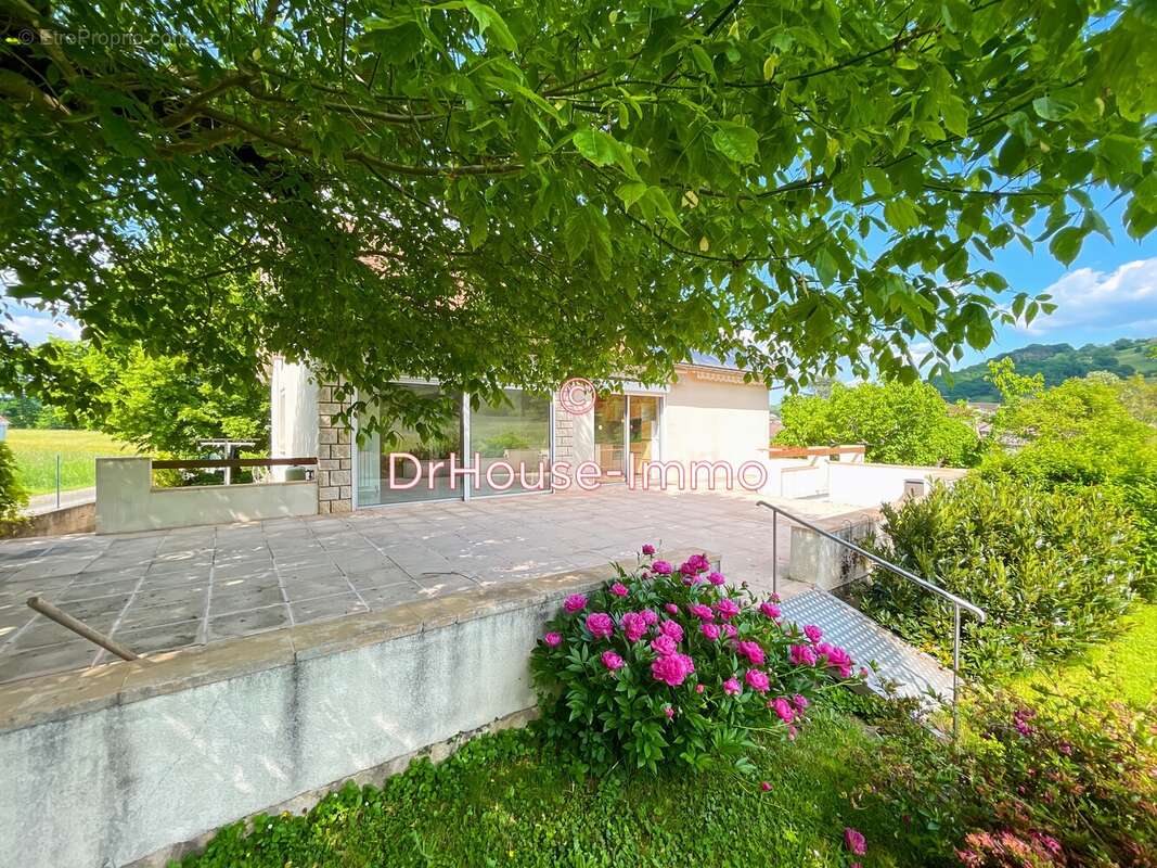 Maison à SAINT-CERE