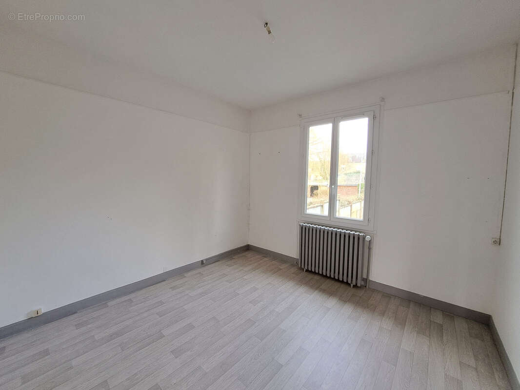 Maison à LA FERTE-MACE