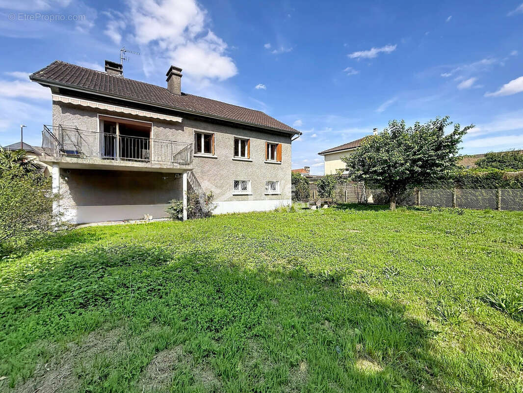 Maison 86 m² à Narcastet  - photo 2