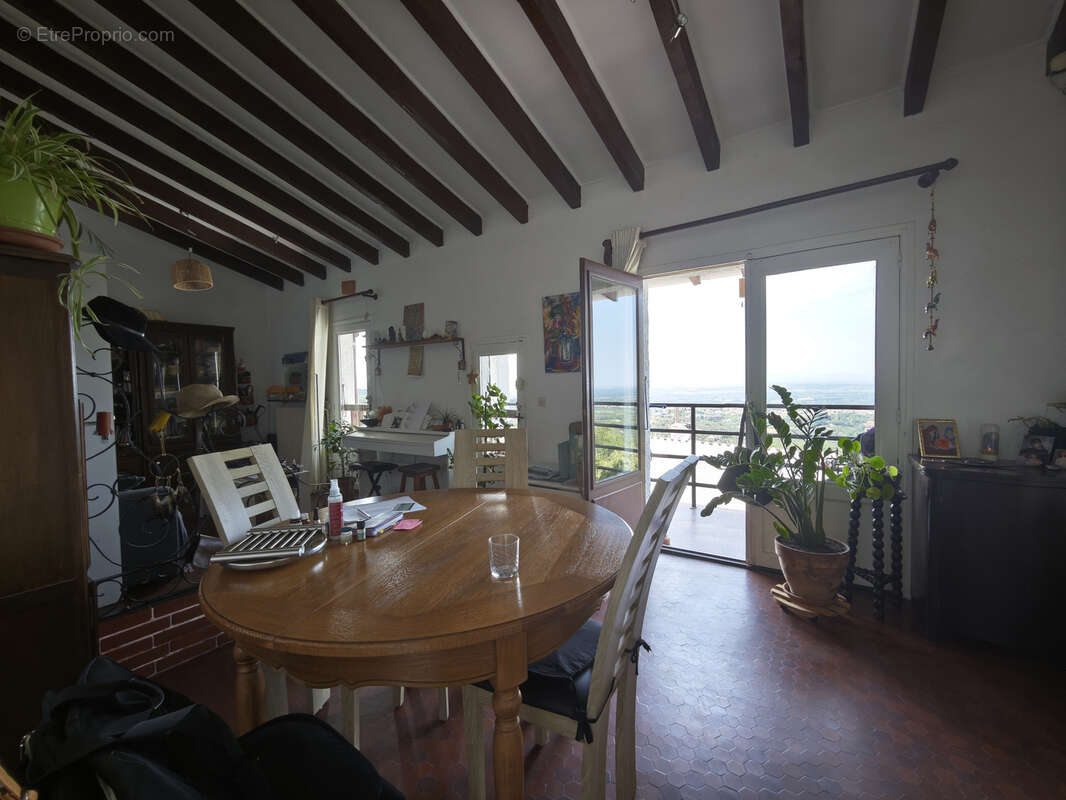 Maison à LAROQUE-DES-ALBERES