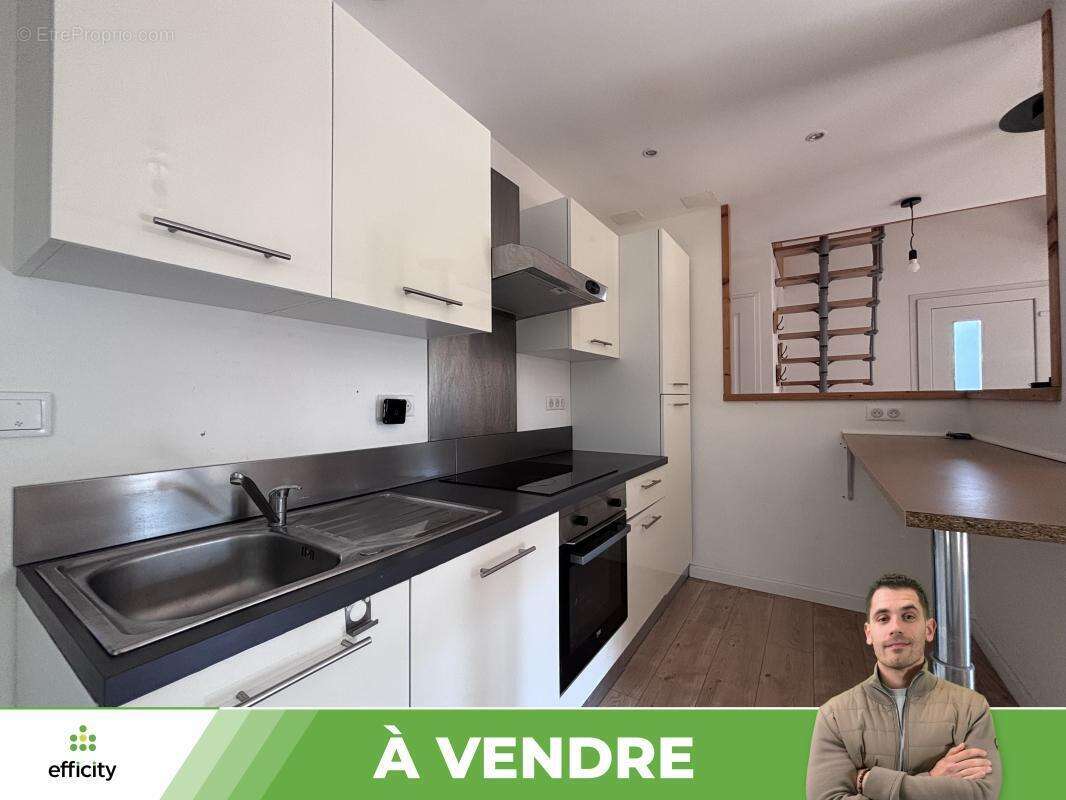 Maison à ROUILLE