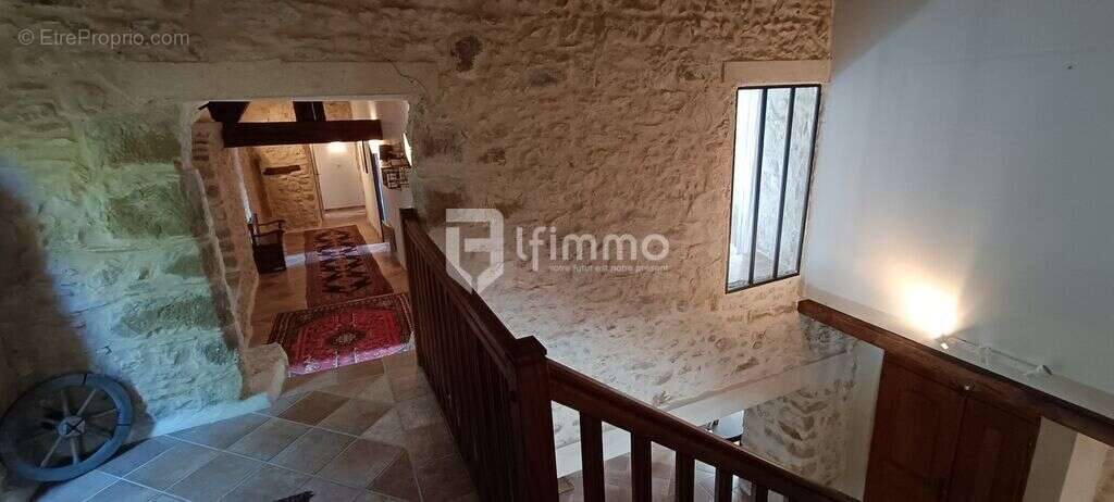 Maison à CHALAUTRE-LA-GRANDE