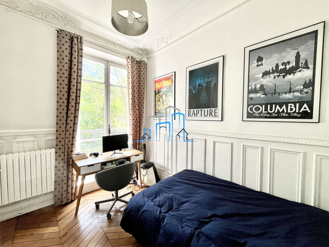 Appartement à PARIS-10E