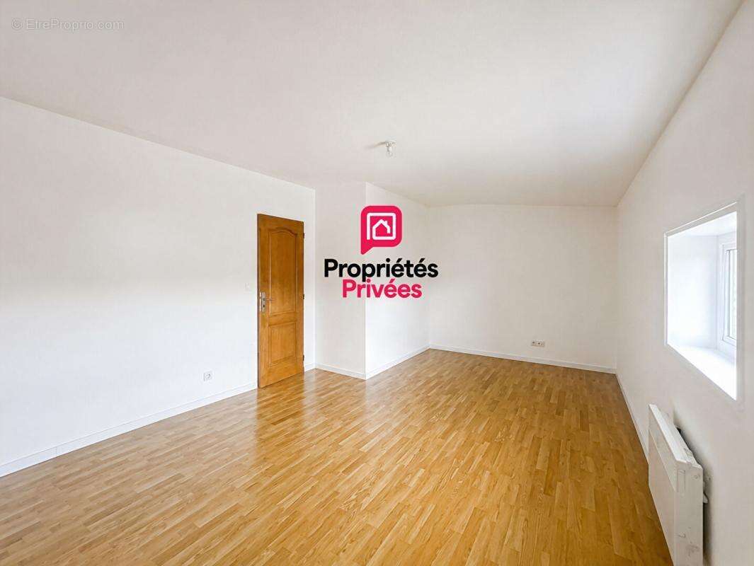 Immeuble avec commerce et logement - photo 4