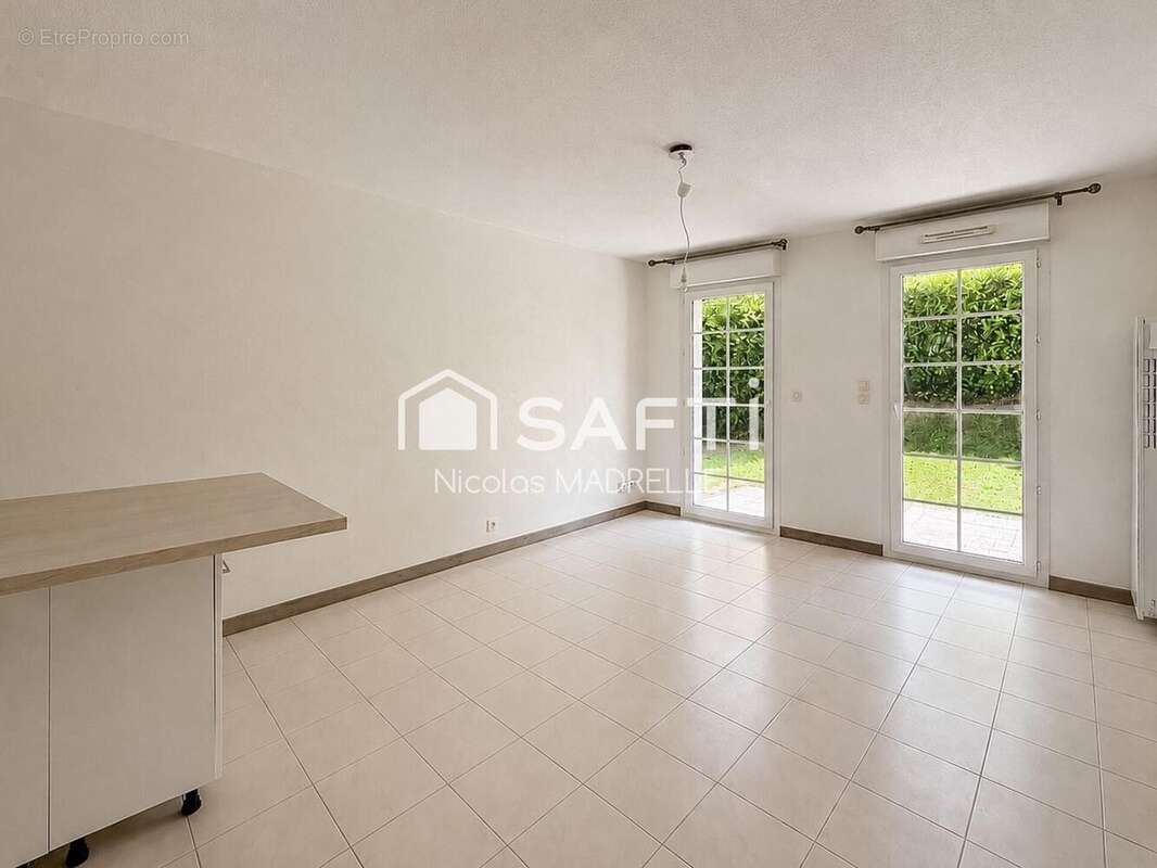 Photo 2 - Appartement à CENON