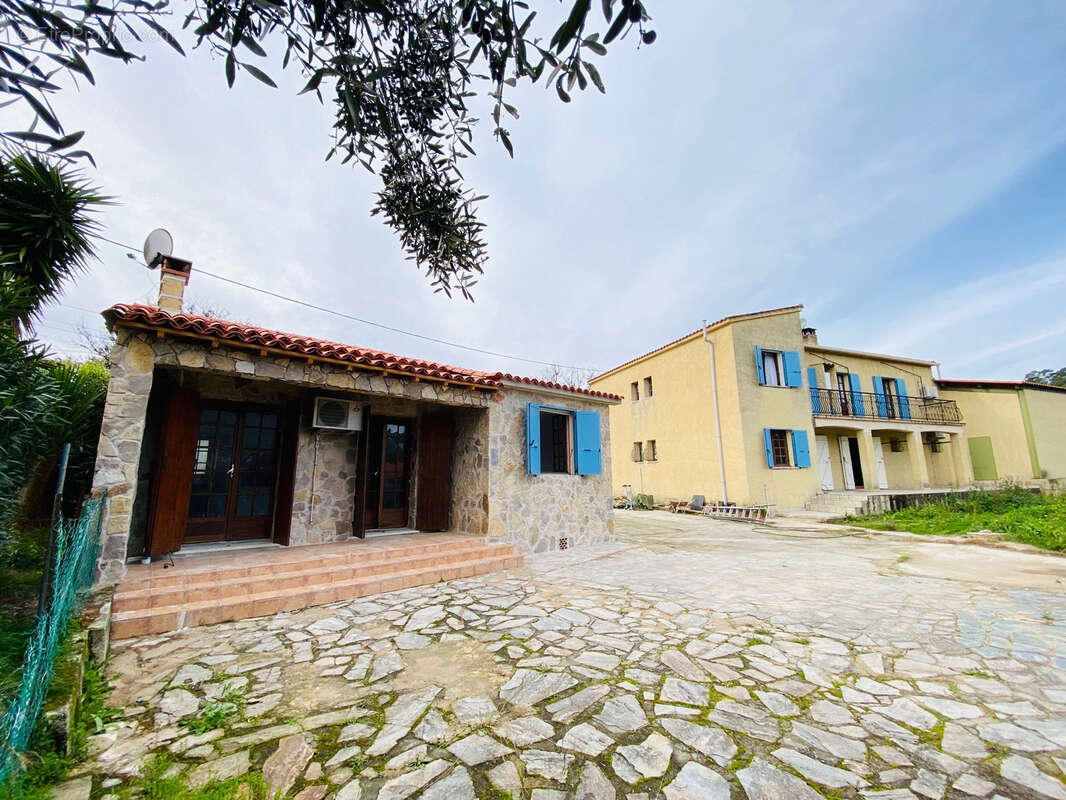 Appartement à BASTELICACCIA