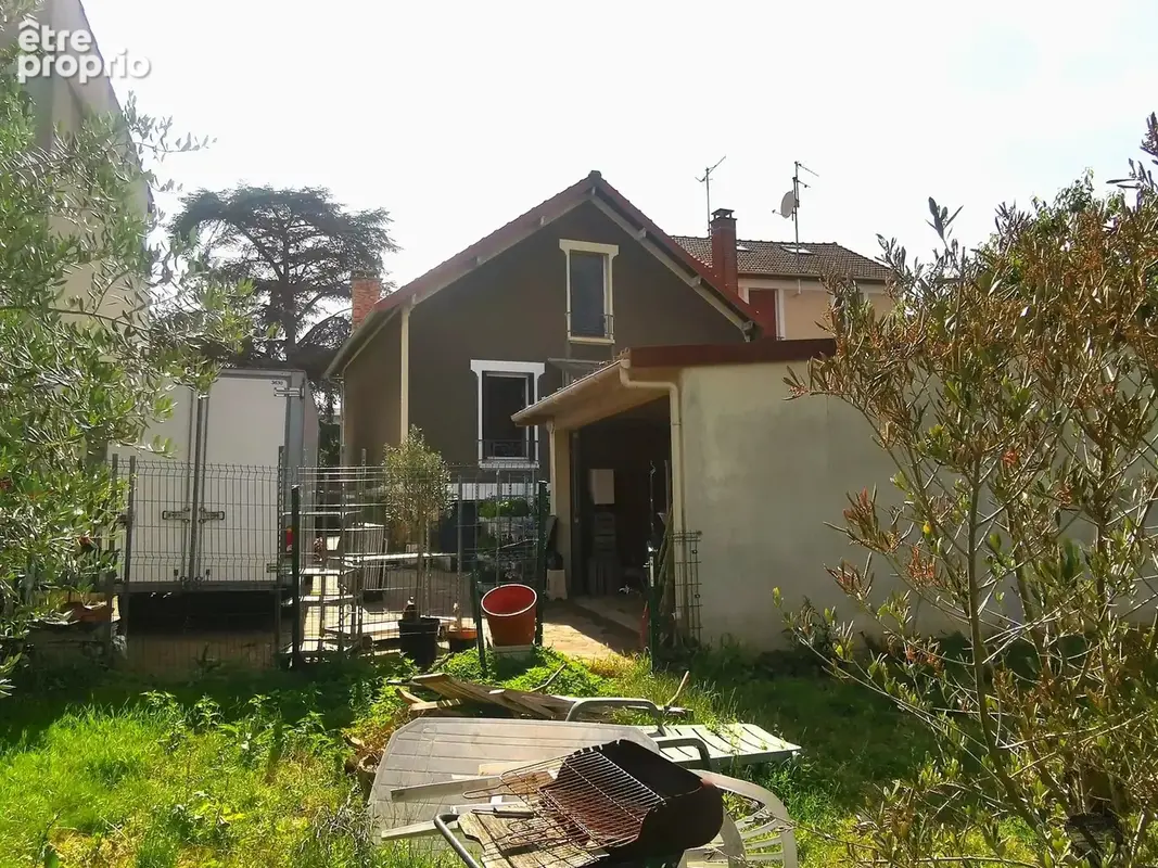 Maison à VITRY-SUR-SEINE