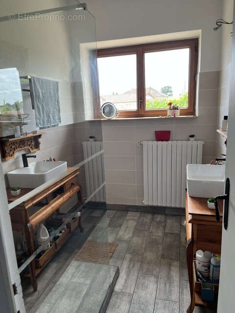 Dans village pittoresque - photo 8