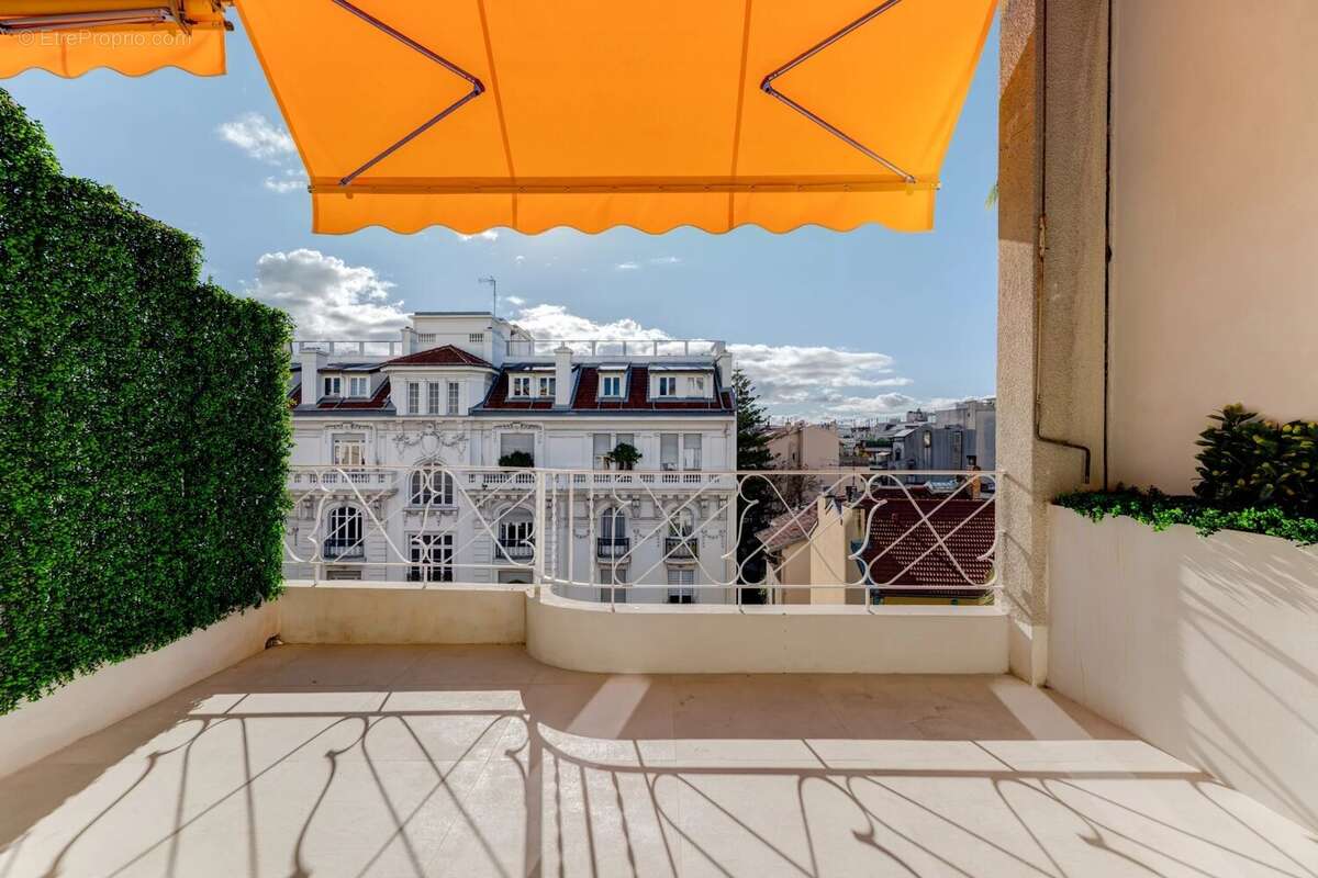 Appartement à NICE