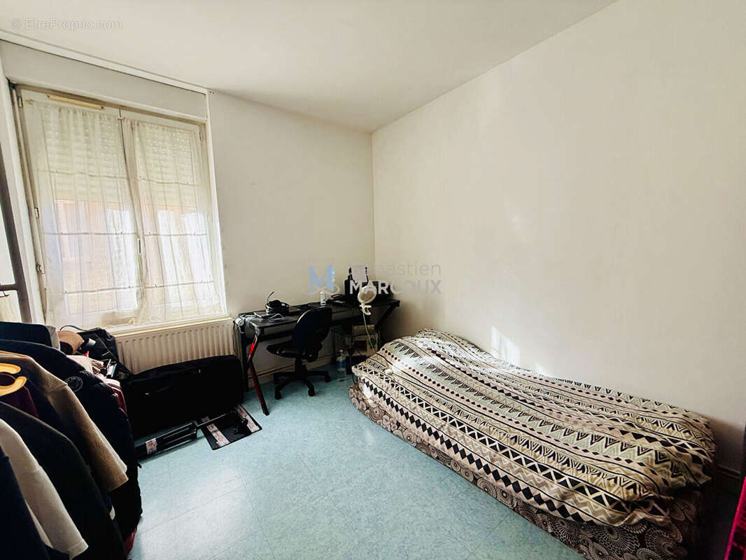 Appartement à SAVIGNEUX