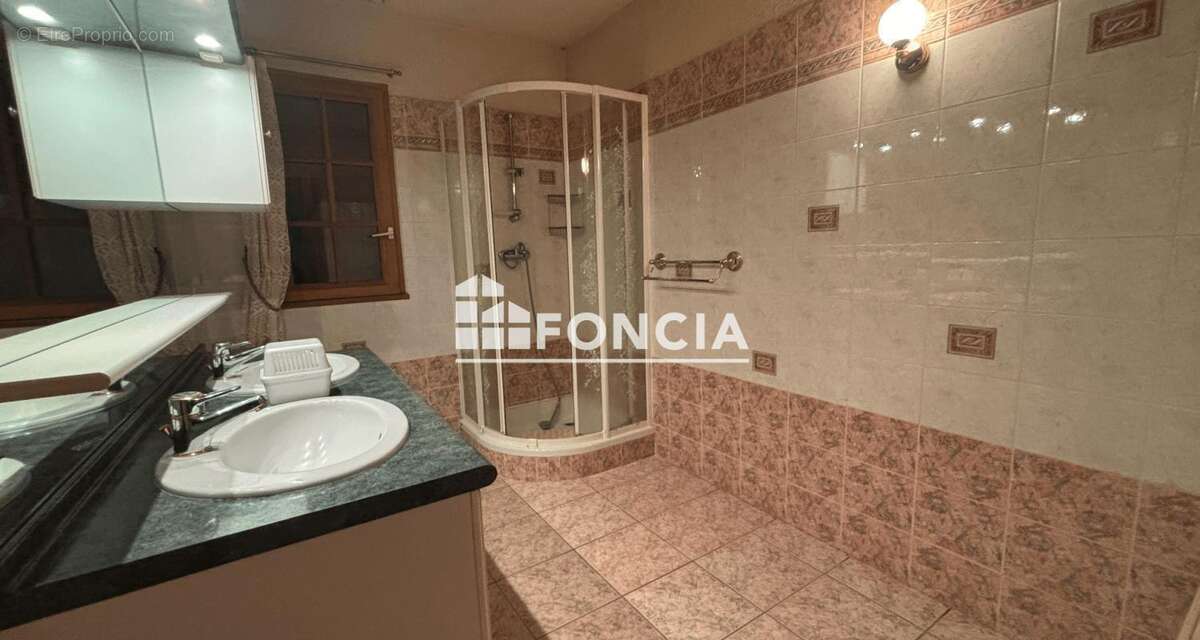 Maison à GENNEVILLE