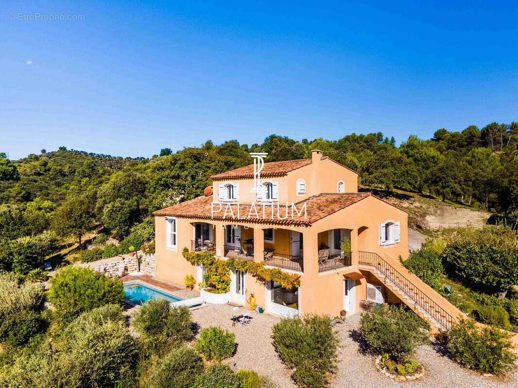 Maison à GREOUX-LES-BAINS