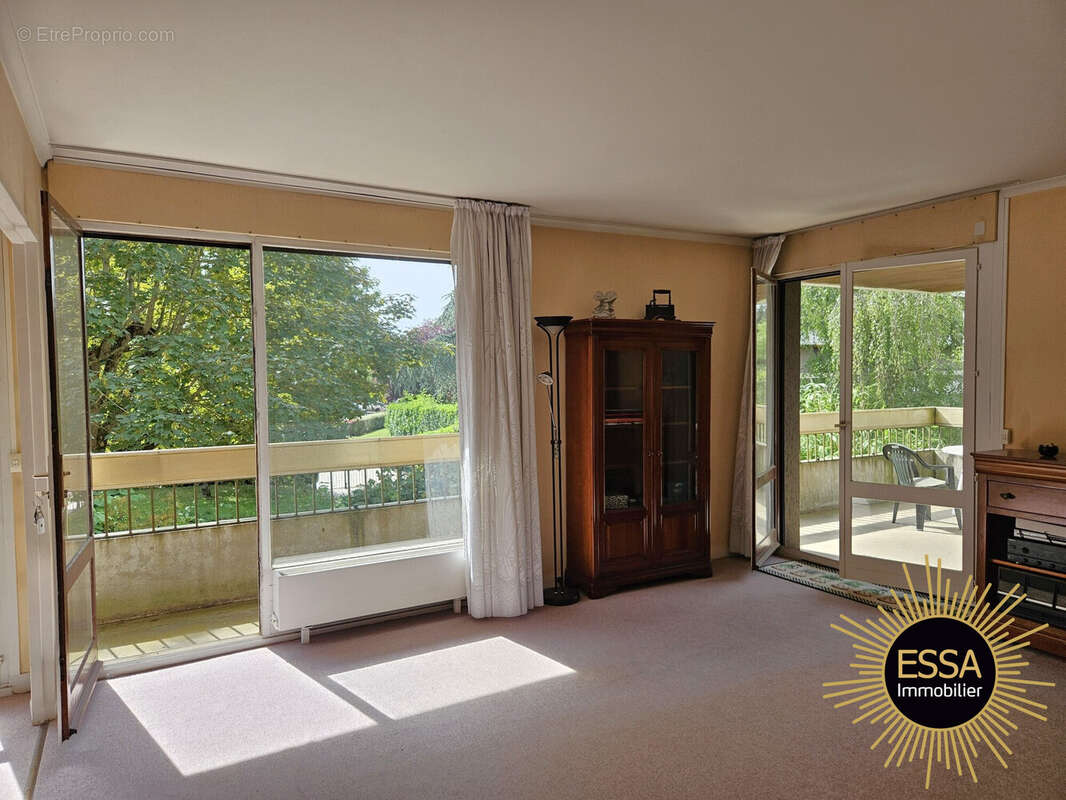 Appartement à NOISY-LE-ROI